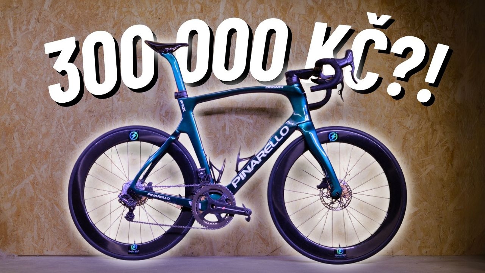 VIDEO: ITALSKÁ RAKETA S RODOKMENEM. NEKOMPROMISNÍ PINARELLO F12 DAVIDA DVOŘÁKA